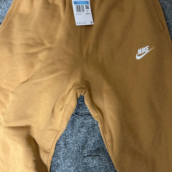 Nike joggers men's size medium brand new! - Picture 1 of 3